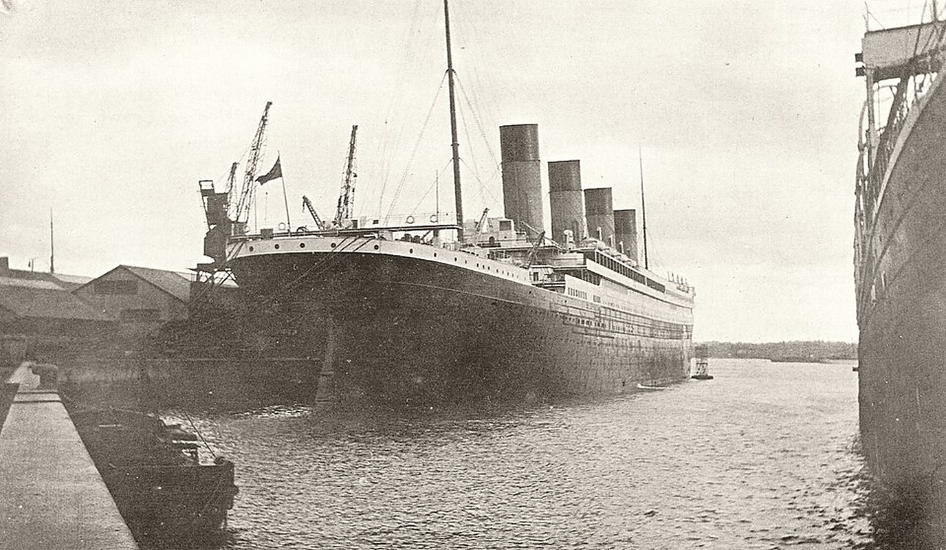 Photo of the RMS Titanic at Southampton, 1912